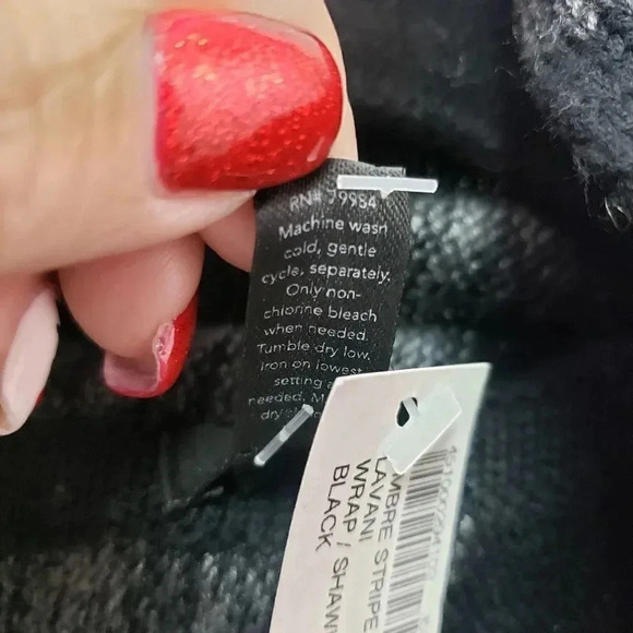 Soma Ombre Stripe Lavani Wrap/Shawl in Black - Picture 4 of 6